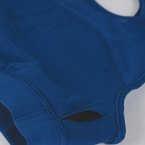 LULULEMON Move Bra in Dark Royal Size 8 - Picture 3 of 7